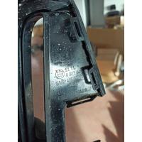 8077069 BMW 4 SERİSİ SİS FARI ÇERÇEVESİ