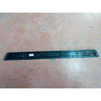 8077315 BMW 4 SERİSİ G22 KAPI TRİMİ 4D17 | MOTOLAND