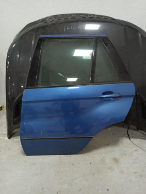 8256827 / 41528256827 BMW X5 E53 SOL ARKA KAPI