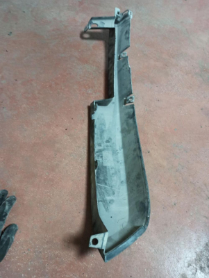 8269027LH LAND ROVER ÖN TAMPON ALT TRİM | MOTOLAND 4İ23