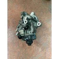 8515058 / 0445010540 BMW 1 SERİSİ F20 118D / 2 SERİSİ F22 218D / 3 SERİSİ E90-E91 318D / F30-F31 318D / 5 SERİSİ F10 518D / X3 SDRIVE 18D / E84 18D / MINI COOPER ONE D, R56 R57, R58, R59, R60, R61, N47 MOTOR DİZEL YAKIT POMPASI | MOTOLAND