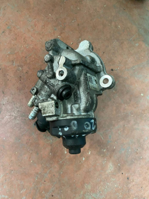 8515058 / 0445010540 BMW 1 SERİSİ F20 118D / 2 SERİSİ F22 218D / 3 SERİSİ E90-E91 318D / F30-F31 318D / 5 SERİSİ F10 518D / X3 SDRIVE 18D / E84 18D / MINI COOPER ONE D, R56 R57, R58, R59, R60, R61, N47 MOTOR DİZEL YAKIT POMPASI | MOTOLAND
