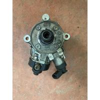 8515058 / 0445010540 BMW 1 SERİSİ F20 118D / 2 SERİSİ F22 218D / 3 SERİSİ E90-E91 318D / F30-F31 318D / 5 SERİSİ F10 518D / X3 SDRIVE 18D / E84 18D / MINI COOPER ONE D, R56 R57, R58, R59, R60, R61, N47 MOTOR DİZEL YAKIT POMPASI | MOTOLAND