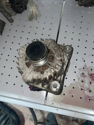 8578608 BMW 3 SERİSİ F20 F30 ALTERNATÖR | MOTOLAND