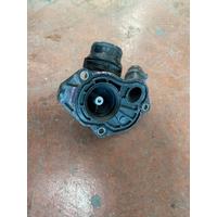 864315001 BMW 3 SERİSİ F30 F31 TRANSFER KUTUSU