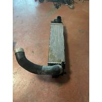 864576501 / 8645765 BMW 1 SERİSİ F40 ARA SOĞUTUCU | MOTOLAND