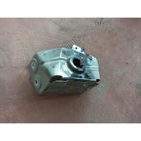 8737202 BMW İX ÇAMURLUK MONTAJ BRAKETİ