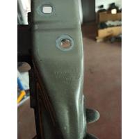 8737204 BMW İX ÇAMURLUK MONTAJ BRAKETİ