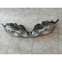 8X2313W030AC / C2Z13827 JAGUAR XF X250 3.0 D ÖN SOL FAR 4E19