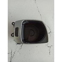 9171560 BMW 5 SERİSİ BARDAK TUTUCU 4C13