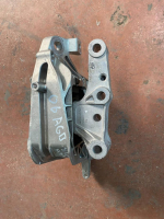 9423376-03 BMW 1 SERİSİ F70 MOTOR KULAĞI SAĞ | MOTOLAND