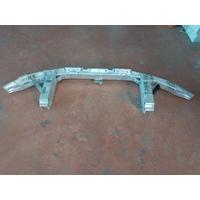 9463978 BMW 7 SERİSİ G70 TAMPON DEMİRİ | MOTOLAND