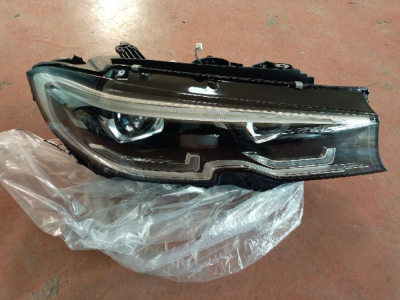 9481702 BMW 3 SERİSİ G20 SAĞ FAR | MOTOLAND