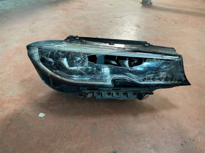 9481702 BMW 3 SERİSİ G20 SAĞ FAR
