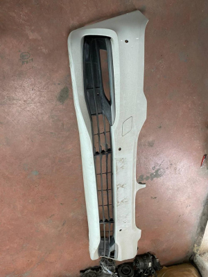 9574768 BMW 5 SERİSİ G30 BEYAZ ÖN TAMPON | MOTOLAND
