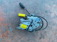 988000504 / 988000604 BMW F40 F44 G20 G30 KAPUT KİLİDİ SAĞ SOL | MOTOLAND