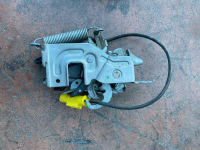 988000504 / 988000604 BMW F40 F44 G20 G30 KAPUT KİLİDİ SAĞ SOL | MOTOLAND