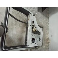 BFA780100 / 5H2224630CA LAND ROVER DİSCOVERY 3 SAĞ ARKA KAPI