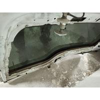 BHA780070 / 5H2240709AA LAND ROVER DİSCOVERY 3 BAGAJ ÜST KISIM