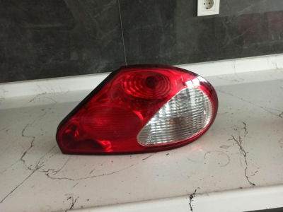 C2S1572 / 1X4313404AD JAGUAR X-TYPE ARKA SAĞ FAR 4E15