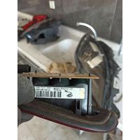 C2Z1729 / 8X2315K273CD JAGUAR XF 2009-15 ARKA SOL SİS FAR 4E10