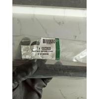 C2Z2833 / 8X23F25860AB JAGUAR XF SAĞ ARKA CAM CONTASI 4D8