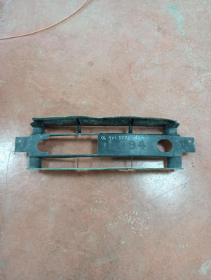 DK62-001A04-A RANGE ROVER L494 ÖN PANEL MASKE
