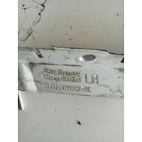 LR035105 / BJ3217A882AC LAND ROVE EVOQUE ARTA TAMPON BRAKET 4B15