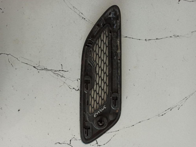 LR038542 / LR038543 / BJ3216C628AD RR EVOQUE KAPUT IZGARASI 4B15