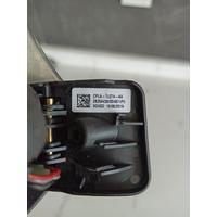 LR038916 / CPLA7L074AA LAND ROVER DİSCOVERY SOL VİTES DEĞİŞTİRME
