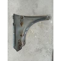 LR061383 / FK7216015AB LAND ROVER DİSCOVERY SPORT SAĞ ÇAMURLUK