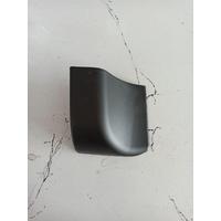 LR082681 / JY3M16D054BA DİSCOVERY SAĞ BASAMAK ÇİVİSİ 4B8