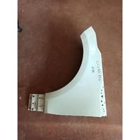 LR091699 / J8A216006AA / J8A216A183 RANGE ROVER VELAR ÇAMURLUK