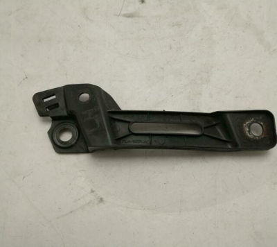 ÖN ÇAM.BAĞ.BRAKETİ SAĞ (LR033051) RRS.2014-NRR3