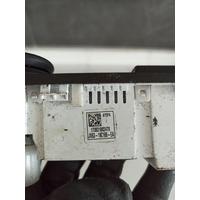 T2H30123 / JX6319C166EA JAGUAR XF USB/AUX BAĞLANTI PANELİ