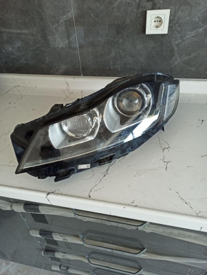 T2H35338 / GX6313W030DG JAGUAR YENİ XF FAR 4F10
