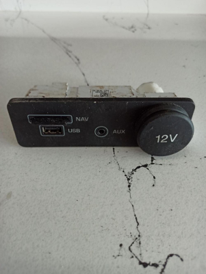 T2H6973 / FK7219C166BC RANGE ROVER EVOQUE USB/AUX PANELİ