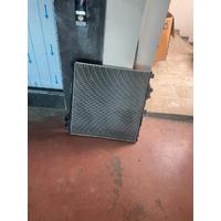 AH328005AC / L25951 LAND ROVER DİSCOVERY 4 L319 RADYATÖR