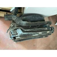 AH329L440AB / LR144530 LAND ROVER DİSCOVERY 4 EVOQUE JAGUAR F PACE RADYATÖR FAN KOMPLE | MOTOLAND