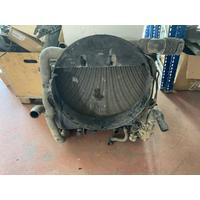 AH329L440AB / LR144530 LAND ROVER DİSCOVERY 4 EVOQUE JAGUAR F PACE RADYATÖR FAN KOMPLE | MOTOLAND