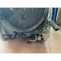 AH329L440AB / LR144530 LAND ROVER DİSCOVERY 4 EVOQUE JAGUAR F PACE RADYATÖR FAN KOMPLE | MOTOLAND