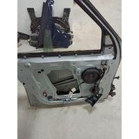 BDA780110 / 5H2220124BA LAND ROVER DİSCOVERY 3 SOL ÖN KAPI