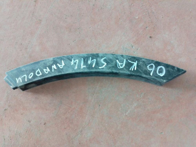 BJ3216A333AC / LR027252 LAND ROVER ARKA TAMPON TRİM 4G13