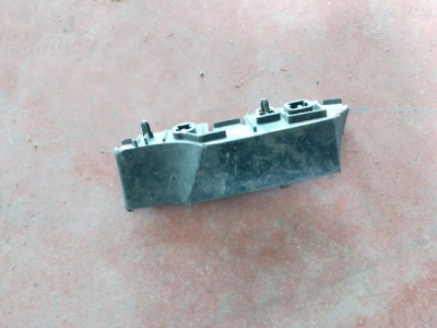 CK5216A142AB / LR038724 LAND ROVER TAMPON BRAKETİ 4H7