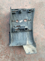 CK5216D055AG / LR048272 RANGE ROVER VOGUE L405 ÇAMURLUK ALT ÇITASI | MOTOLAND