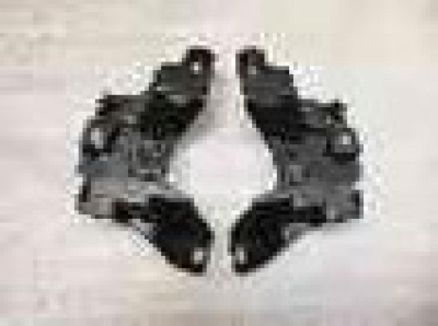 Discovery V Far Braketi Sağ Sol Takım  LR086096 LR086097 L