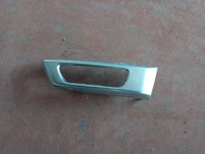 DK6215B217CA / LR045049 RR SPORT L494 SİS FARI ÇERÇEVESİ 4B17