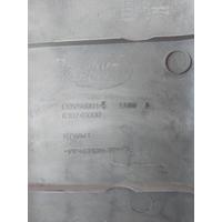 EDV500014 / 5H22255A92AA8LUM LR DİSCOVERY 3 BAGAJ TRİMİ 4J6