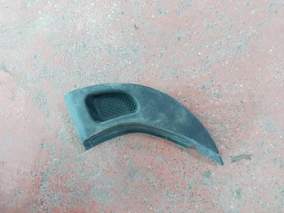 FAH000180PMA / 1H5Z78046B76UA LR FREELANDER 1996 ÖN PANEL KAUÇUK