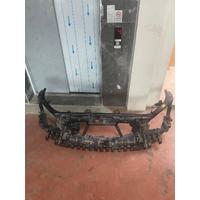 J2842J2845 LAND ROVER VOGUE ÖN ÇARPIŞMA PANELİ | MOTOLAND